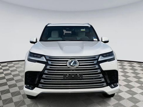 Used 2026 Lexus LX 700h Luxury image 6