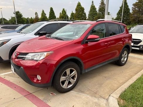 Used 2015 Toyota RAV4 XLE AWD/4WD image 1