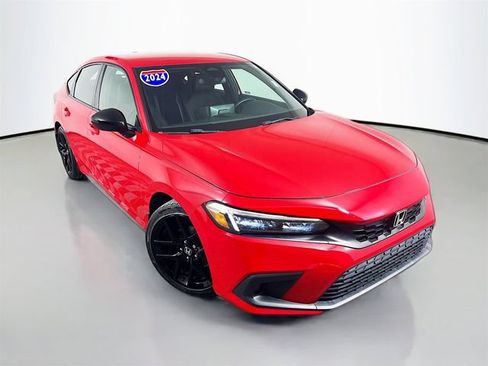 Used 2024 Honda Civic Sport image 2