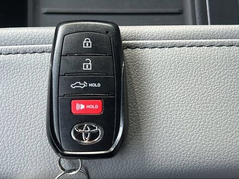 Certified 2026 Toyota Tundra Limited AWD/4WD image 23