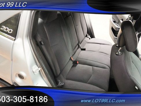 Used 2013 Chrysler 200 LX FWD image 15