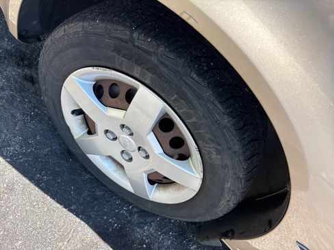 Used 2007 Chevrolet Cobalt LS FWD image 13
