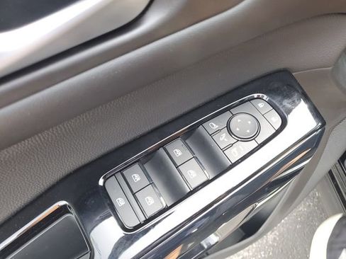 New 2026 Nissan Pathfinder Platinum AWD/4WD image 23