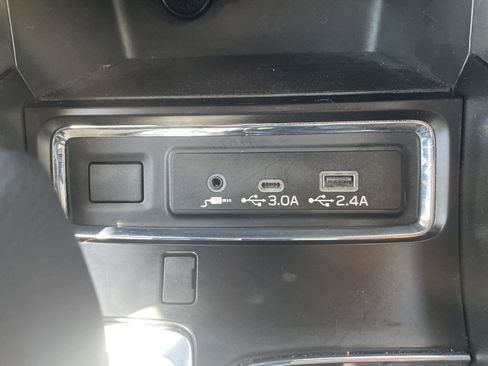 Certified 2025 Subaru Ascent Premium AWD/4WD image 19