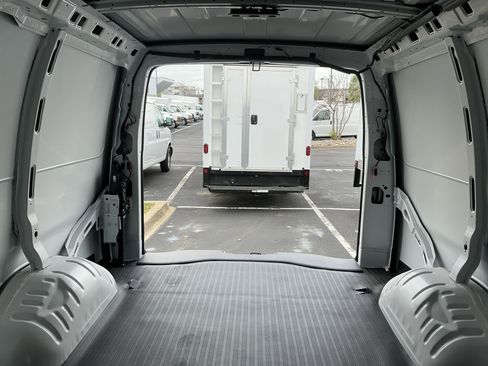 New 2025 Chevrolet Express 2500 w/ Driver Convenience Package RWD image 27