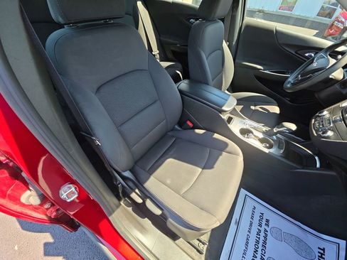 Used 2023 Chevrolet Malibu LT FWD image 24