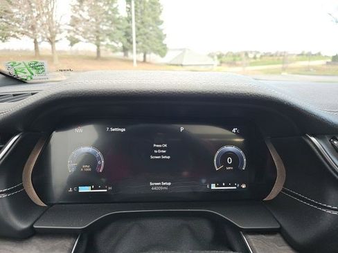 Used 2023 Jeep Grand Cherokee L Limited w/ Luxury Tech Group II image 24