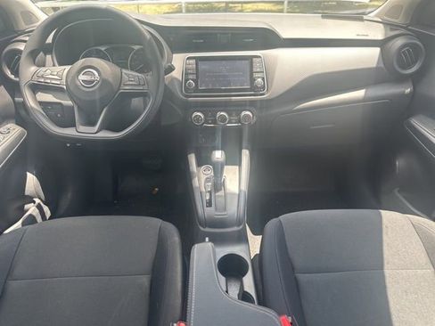 New 2025 Nissan Kicks Play S image 12