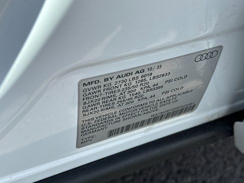 Used 2024 Audi Q4 e-tron Prestige w/ Black Optic Package AWD/4WD image 35
