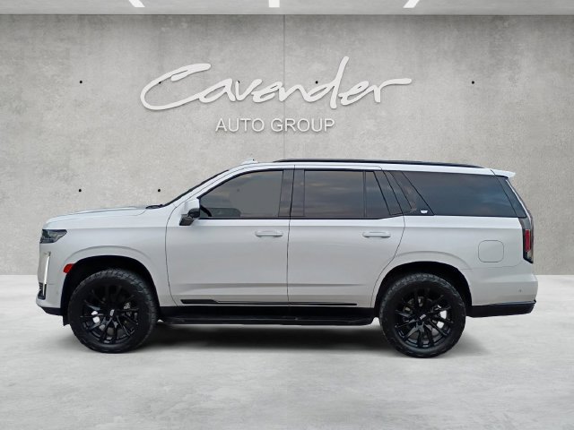 Used 2023 Cadillac Escalade Sport w/ LPO, ONYX Package AWD/4WD image 13