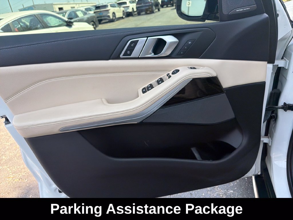 Used 2021 BMW X5 xDrive40i w/ Premium Package AWD/4WD image 11