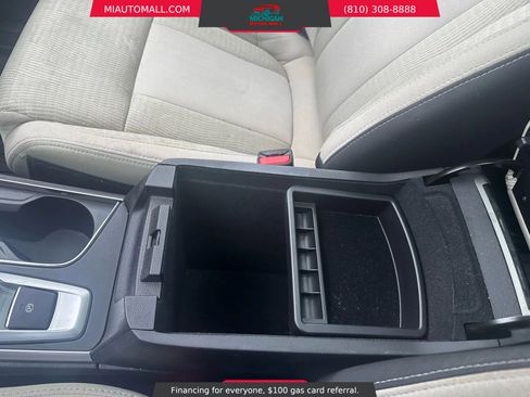 Used 2019 Subaru Ascent Premium image 18