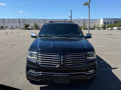 Used 2016 Lincoln Navigator Select