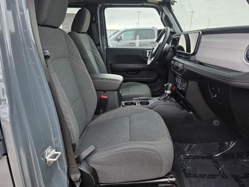 Used 2025 Jeep Wrangler Sahara w/ Safety Group image 43