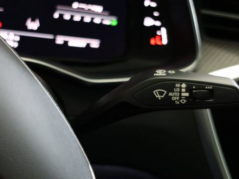 Used 2023 Audi S6 Prestige w/ Prestige Package image 28