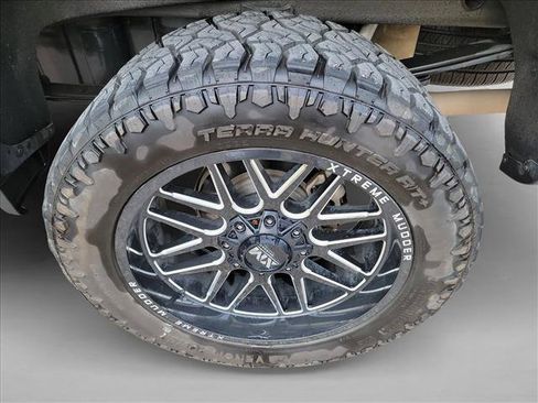 Used 2019 Chevrolet Silverado 1500 LT Trail Boss AWD/4WD image 14