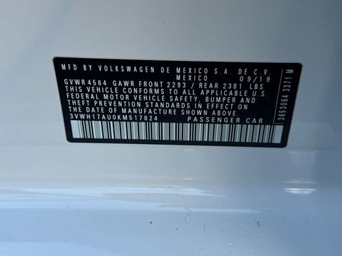 Certified 2019 Volkswagen Golf Alltrack SE image 30