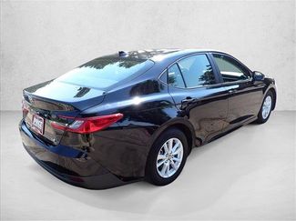 Used 2025 Toyota Camry LE FWD video 4