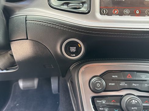 Used 2023 Dodge Challenger R/T w/ Plus Package image 25