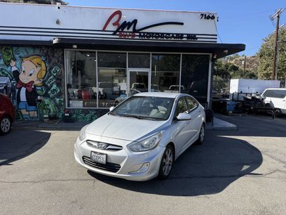 Used 2012 Hyundai Accent GLS w/ Premium Pkg 3