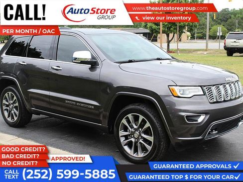 Used 2017 Jeep Grand Cherokee Overland AWD/4WD image 4