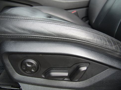 Used 2017 Audi Q7 3.0T Premium Plus w/ Premium Plus Package image 24