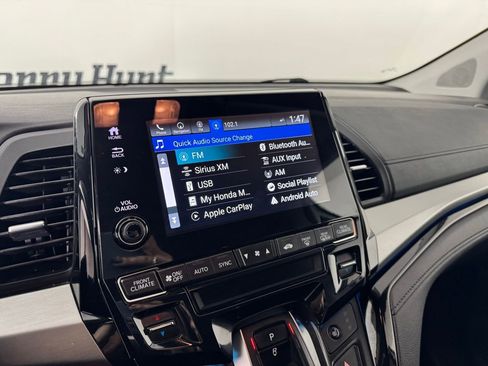 Used 2023 Honda Odyssey Touring image 19