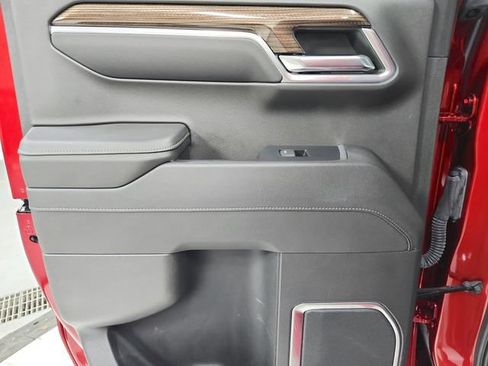 Used 2023 Chevrolet Silverado 1500 LT AWD/4WD image 40
