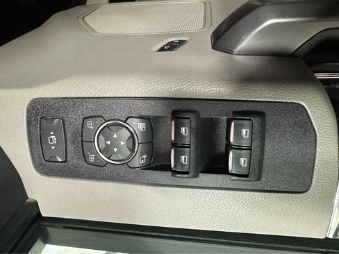 Used 2022 Ford F350 XLT w/ XLT Premium Package image 15