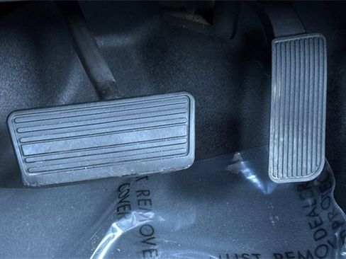 Used 2015 GMC Sierra 1500 2WD Regular Cab image 39