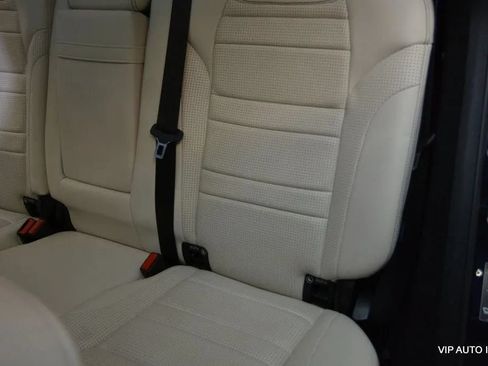 Used 2012 Mercedes-Benz ML 63 AMG 4MATIC image 25