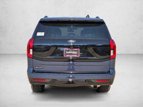 New 2027 Ford Expedition Platinum AWD/4WD image 8