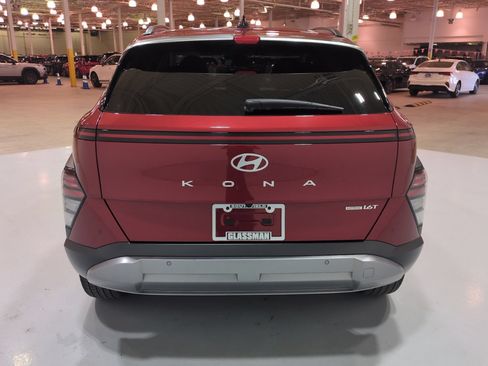 Certified 2024 Hyundai Kona Limited AWD/4WD image 4