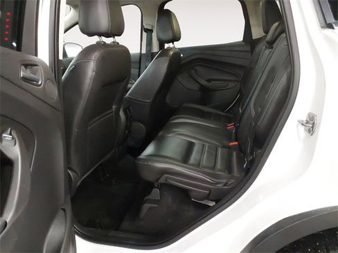 Used 2017 Ford Escape Titanium image 13