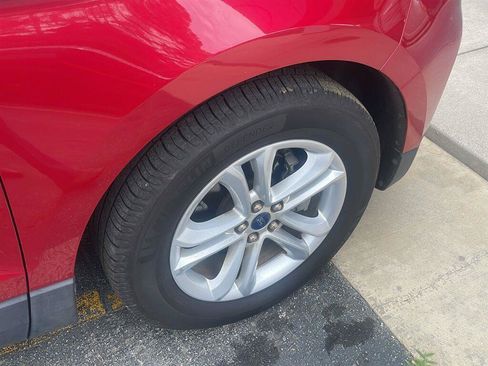 Used 2020 Ford Edge SEL w/ Convenience Package FWD image 16