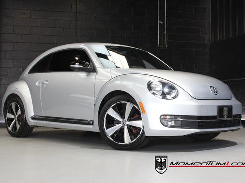 Used 2012 Volkswagen Beetle Launch Edition image 1