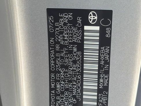 New 2026 Toyota Prius Plug-In Hybrid FWD image 24