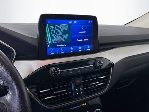 Used 2020 Ford Escape SEL image 18