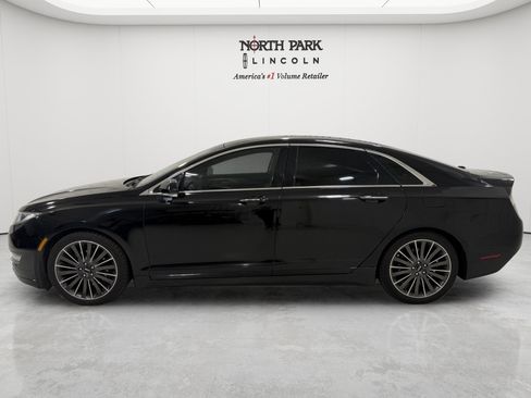 Used 2016 Lincoln MKZ w/ Equipment Group 300A Reserve FWD image 2