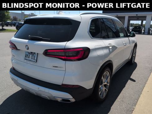 Used 2023 BMW X5 xDrive40i w/ Premium Package AWD/4WD image 4