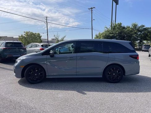 Used 2025 Honda Odyssey Sport-L image 6