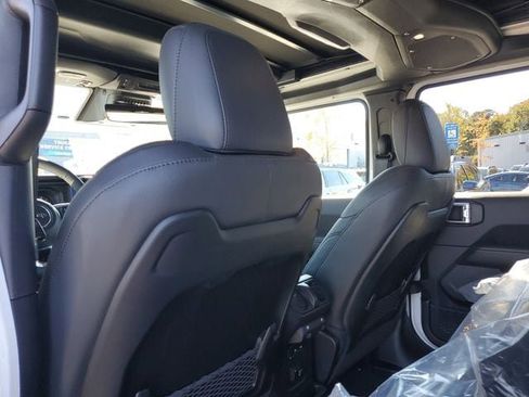 New 2026 Jeep Wrangler Unlimited Sahara AWD/4WD image 11