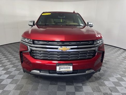 Used 2024 Chevrolet Suburban Premier image 6