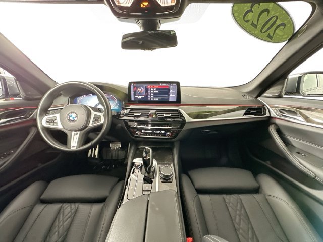 Used 2023 BMW 530i xDrive w/ M Sport Package AWD/4WD image 4