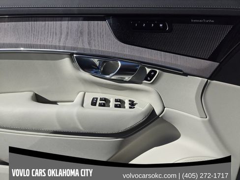 Used 2026 Volvo XC90 B6 Ultra w/ Protection Package Premier AWD/4WD image 23
