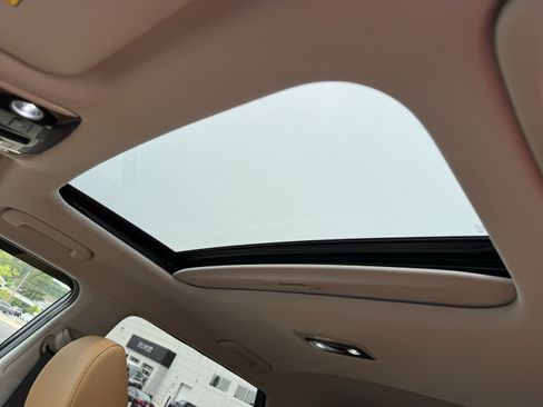 Used 2025 Kia Seltos EX w/ EX Sunroof Package FWD image 32