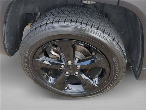 Certified 2024 Jeep Grand Cherokee Altitude RWD image 21