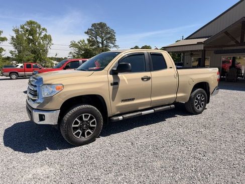 Used 2017 Toyota Tundra SR5 w/ TRD Off Road Package AWD/4WD image 1