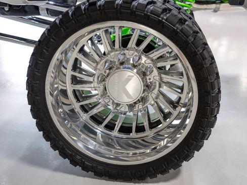 Used 2024 Ford F450 Limited w/ FX4 Off-Road Package AWD/4WD image 40
