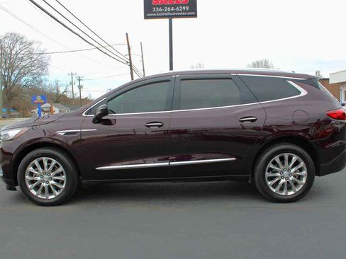 Used 2018 Buick Enclave Premium w/ Experience Buick Package image 2